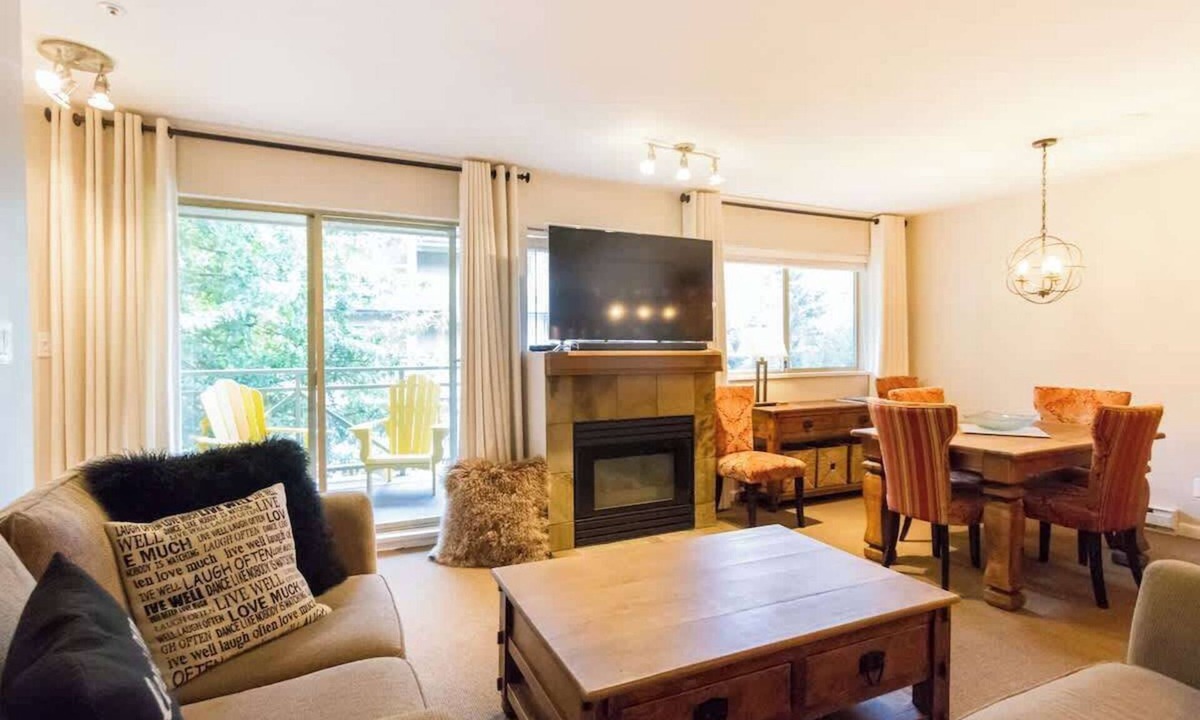 Village North Condo | Gorgeous 2 Bed, Village location, Shared Hot Tub