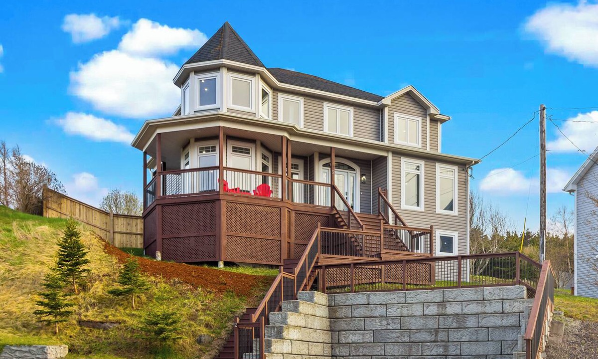 Quidi Vidi House | Gorgeous 4-bedroom house in St. John's perfect for families