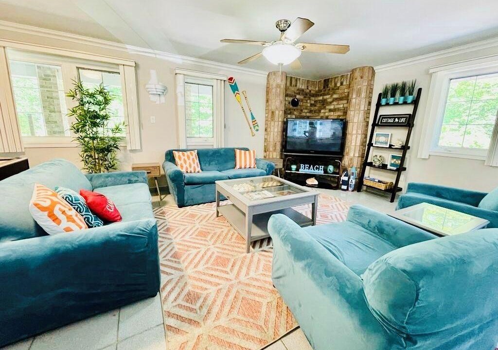 Lafontaine House | Gorgian Bay cottage for rent in Tiny