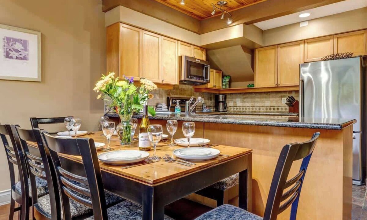 Upper Village Condo | Greystone Lodge 408 Ski-in/Out by Acer Vacations
