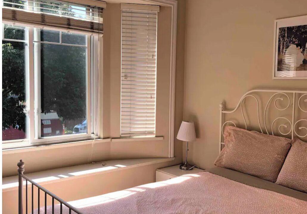Riley Park House | Guest House Vancouver Convenient to Downtown