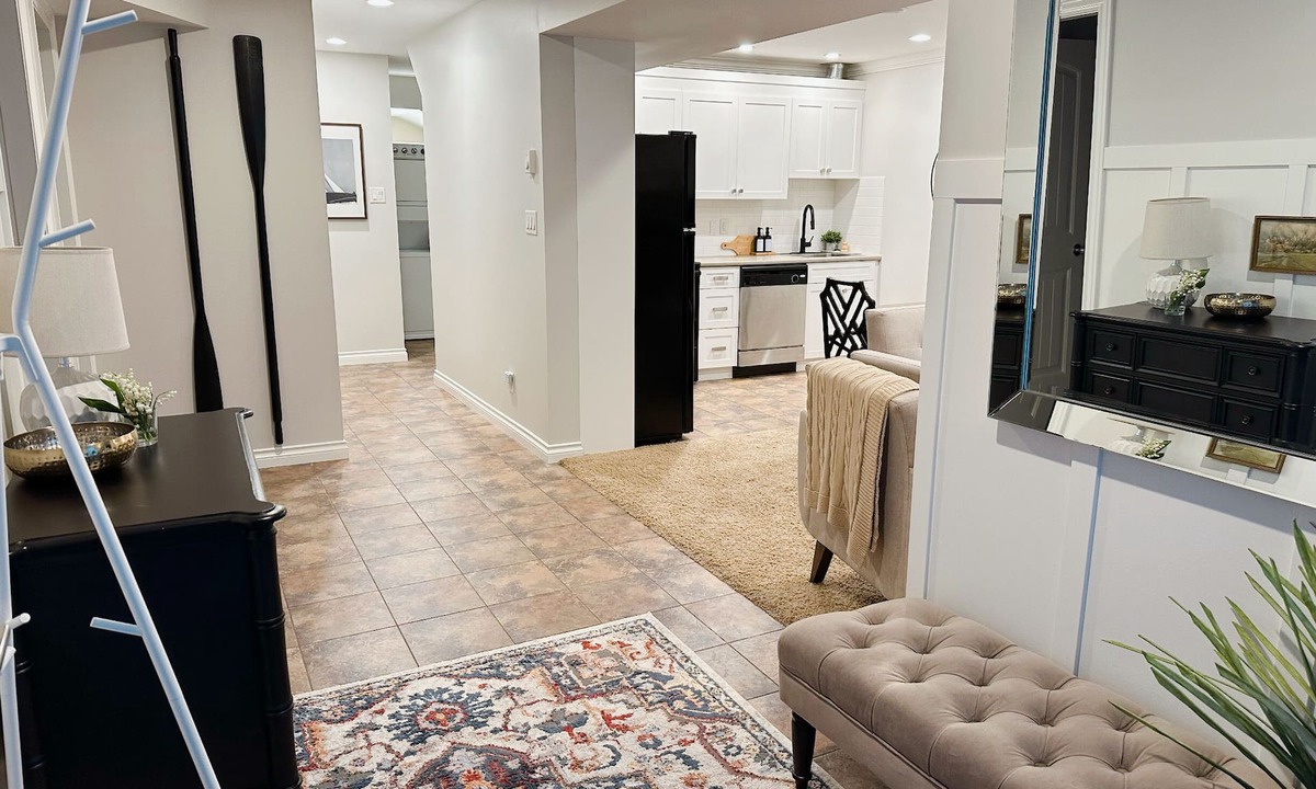 Willoughby House | Guest Suite in Langley Laddy | Rental for 4