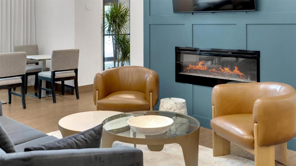 Unionville Hotel | Hampton Inn & Suites by Hilton Toronto Markham