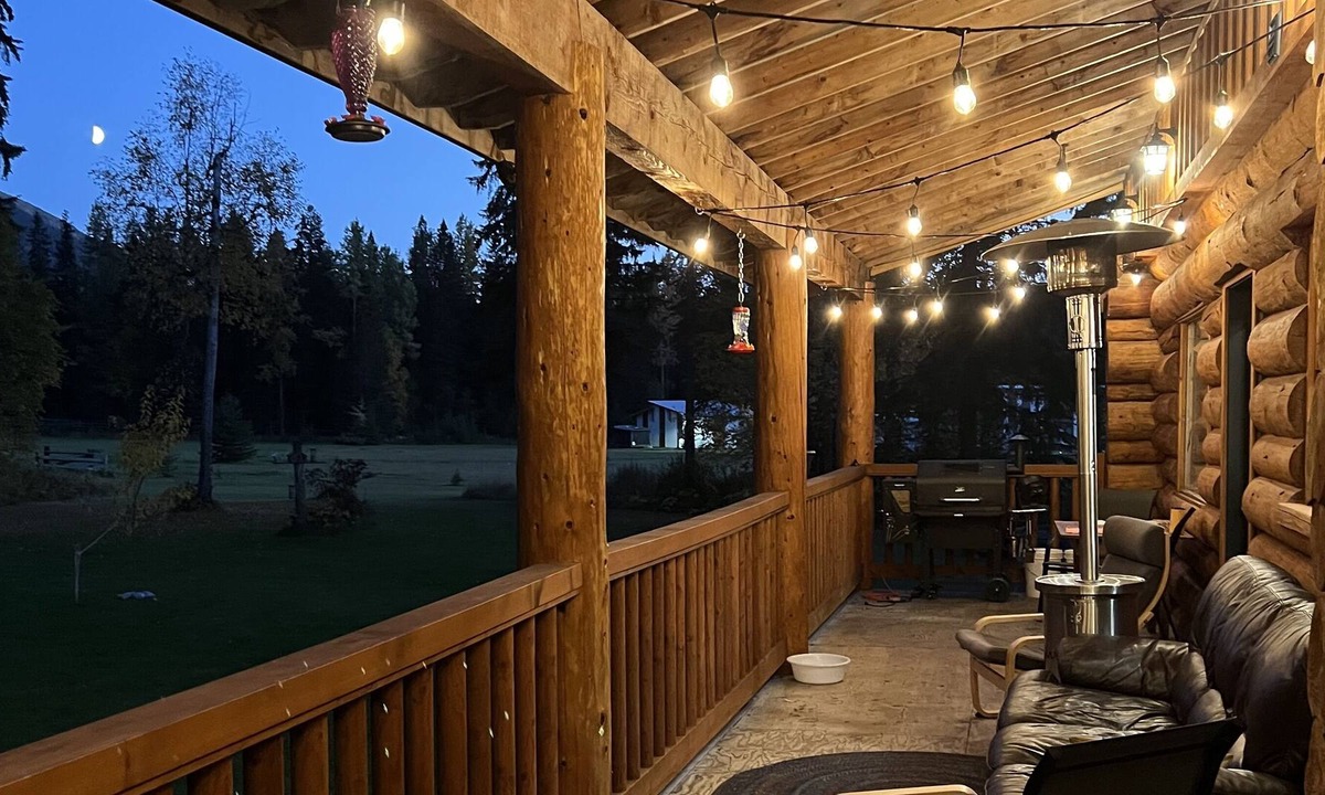 Columbia Valley House | Hedberg Peak Guesthouse Rocky Mountain escape
