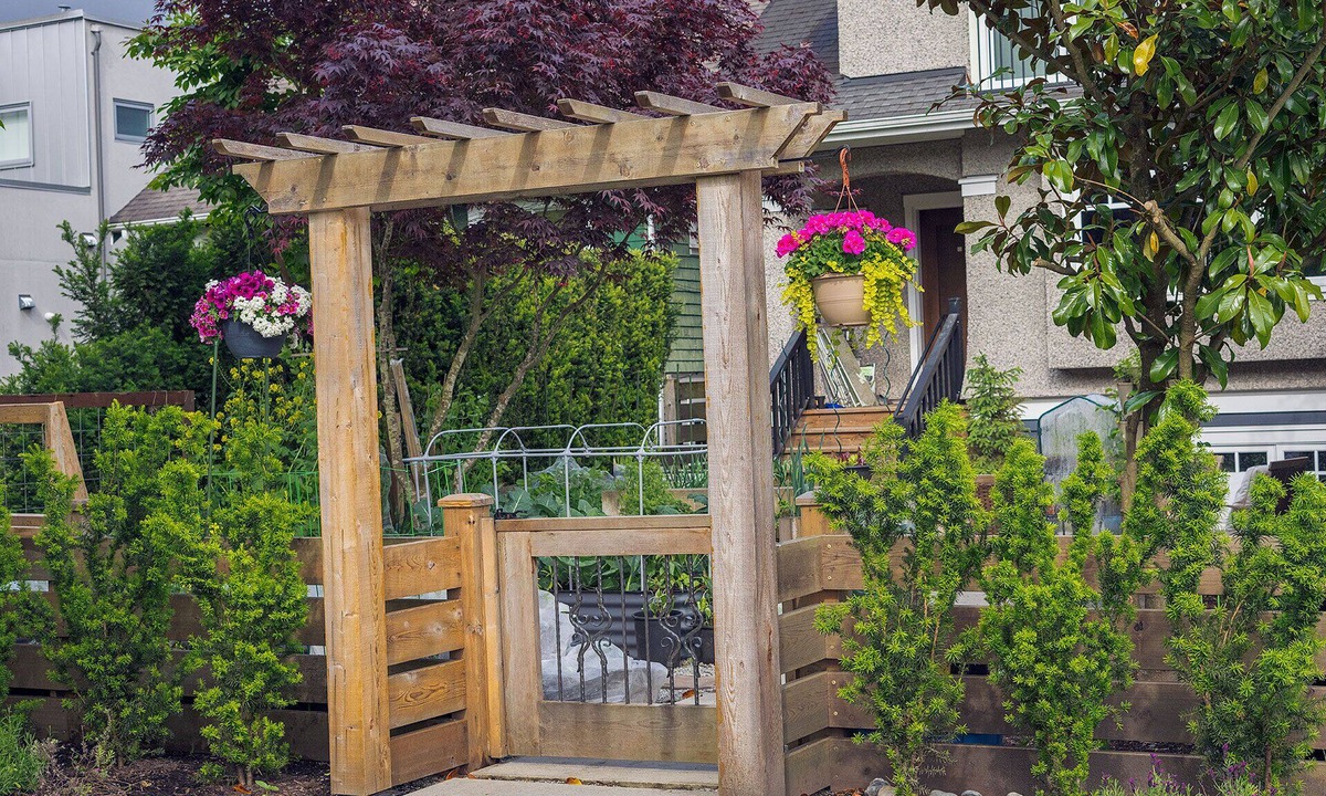 Kitsilano House | Home away from home in Kitsilano! Bright, friendly and luxurious suite.