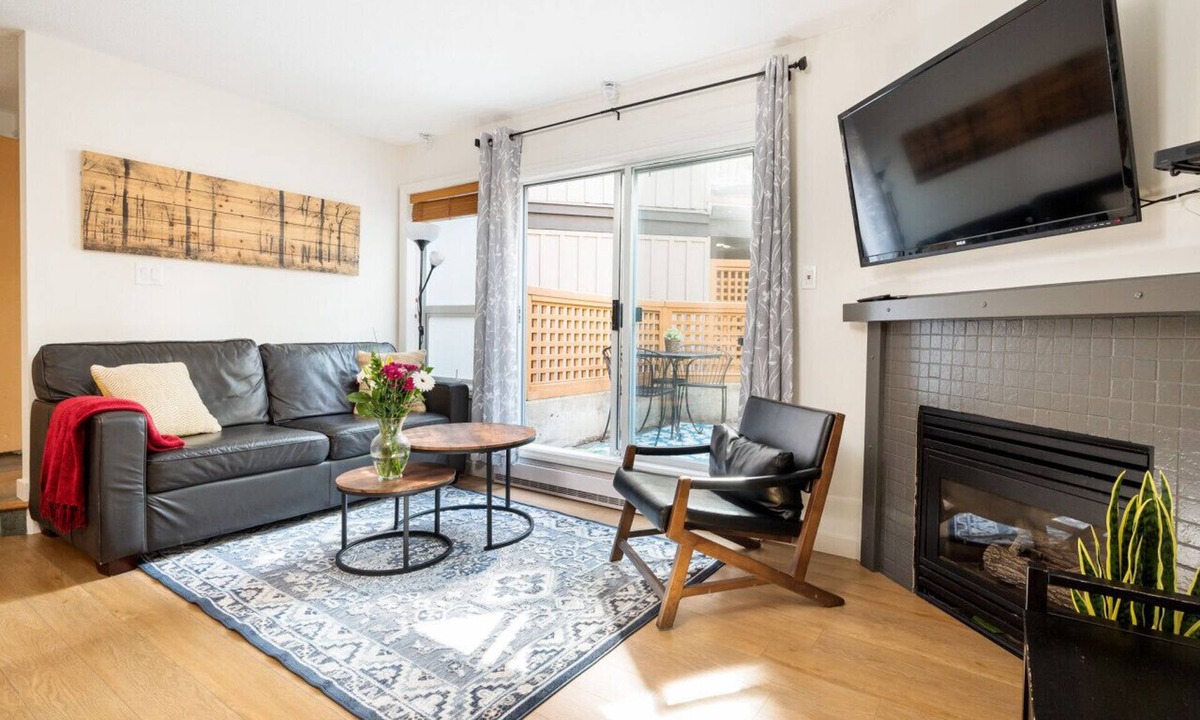 Village North House | Host Large Groups w/Best Location+Private Hot Tubs