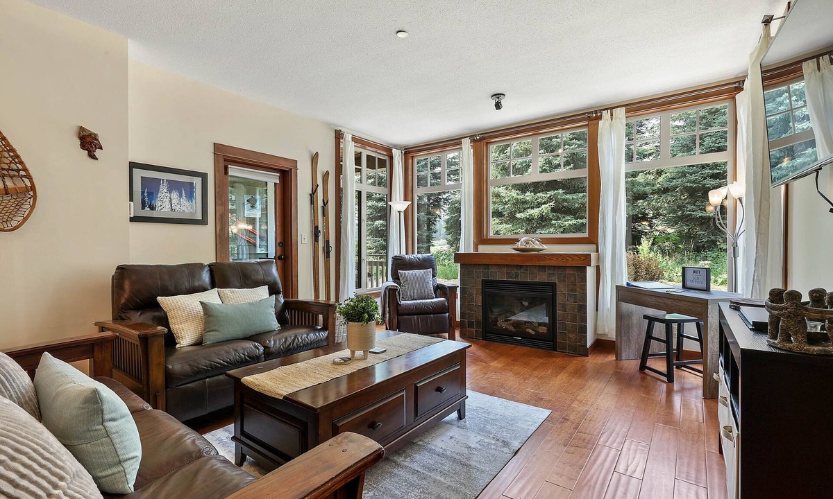 Sun Peaks Condo | Incredible ski in/ski out location SX# 37 (EV charger)