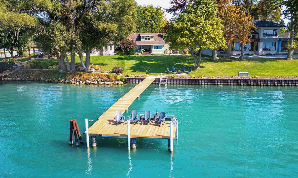 Sombra House | Ivy Cottage River Retreat Relax on the dock and watch the ships go by!