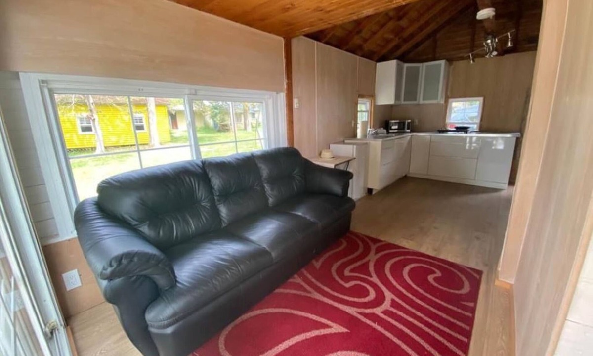 Cherry Valley Cabin | Lake Front Sandbanks Family Camp -10mins to Outlet Beach & Provincial Park