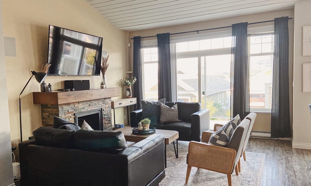 Okanagan-Similkameen House | Lakeview Cottage! Lots of room for the whole family!