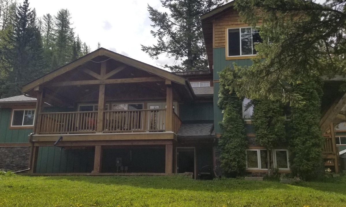 Fernie Apartment | Large Base Suite-Private Entrance & Patio- XL Yard