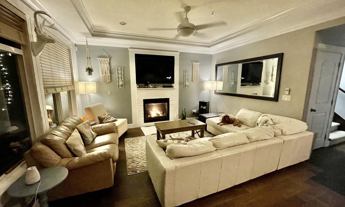 Port Coquitlam House | Large house ideal for relocating families, Reno’s and insurance claims.