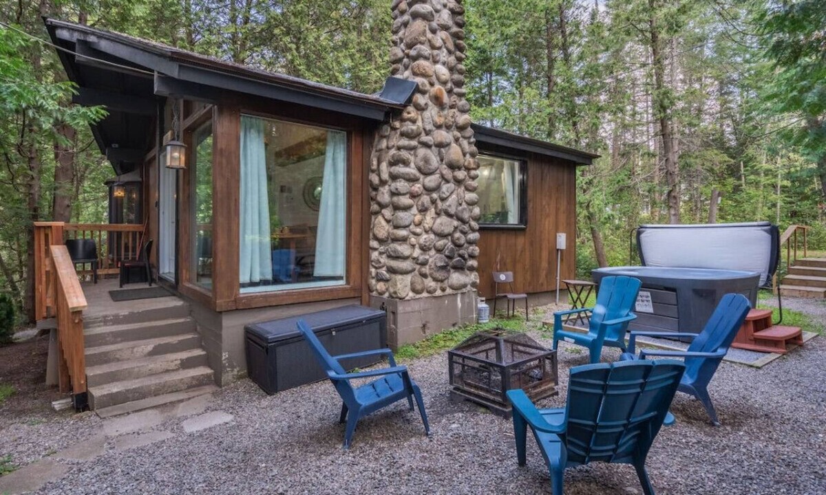 Sainte-Lucie-des-Laurentides Ski Chalet | Le1601 - Le Petit Renard - Chalet spa et plage