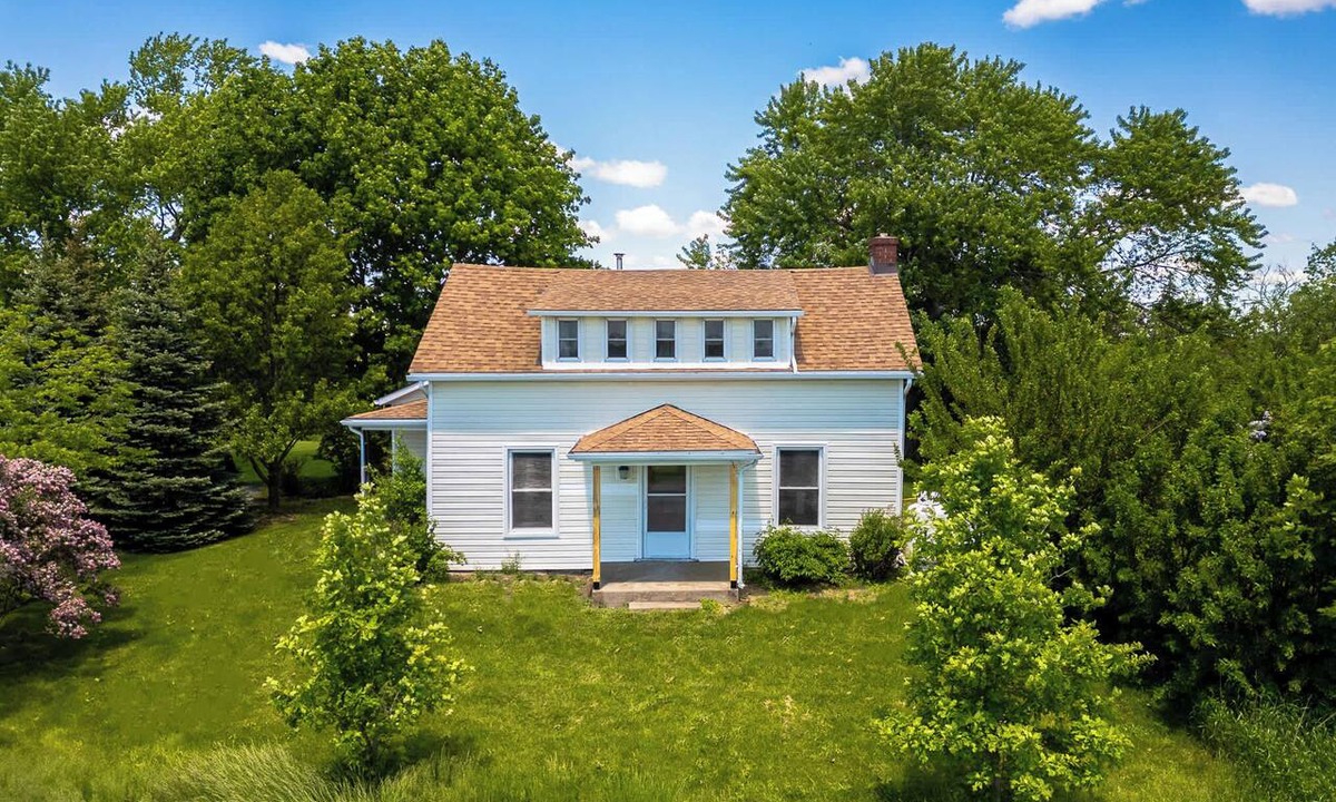 Greater Napanee House | Lenny Ranch - 7 Acres + Waterfront
