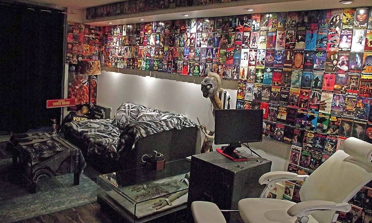 Malvern Condo | Live in a Video Store · 1200+ VHS tapes
