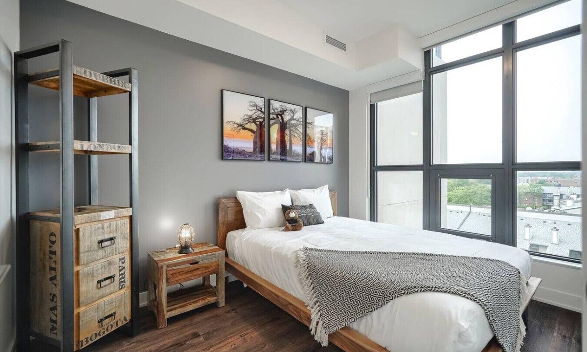 Mississauga Apartment | Luxe 1BR Apt with City Views, Near Lake Aquitaine