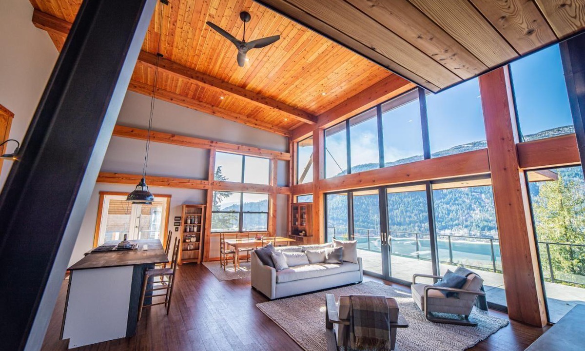 Nelson Ski Chalet | Luxe Modern Timberframe - Iconic Panorama Views Air-Con