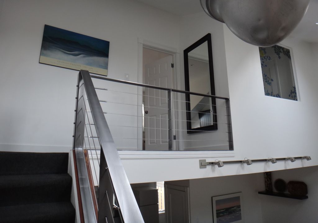 Cabbagetown Apartment | Luxury 1400 sq ft two floor apartment in historical Cabbagetown
