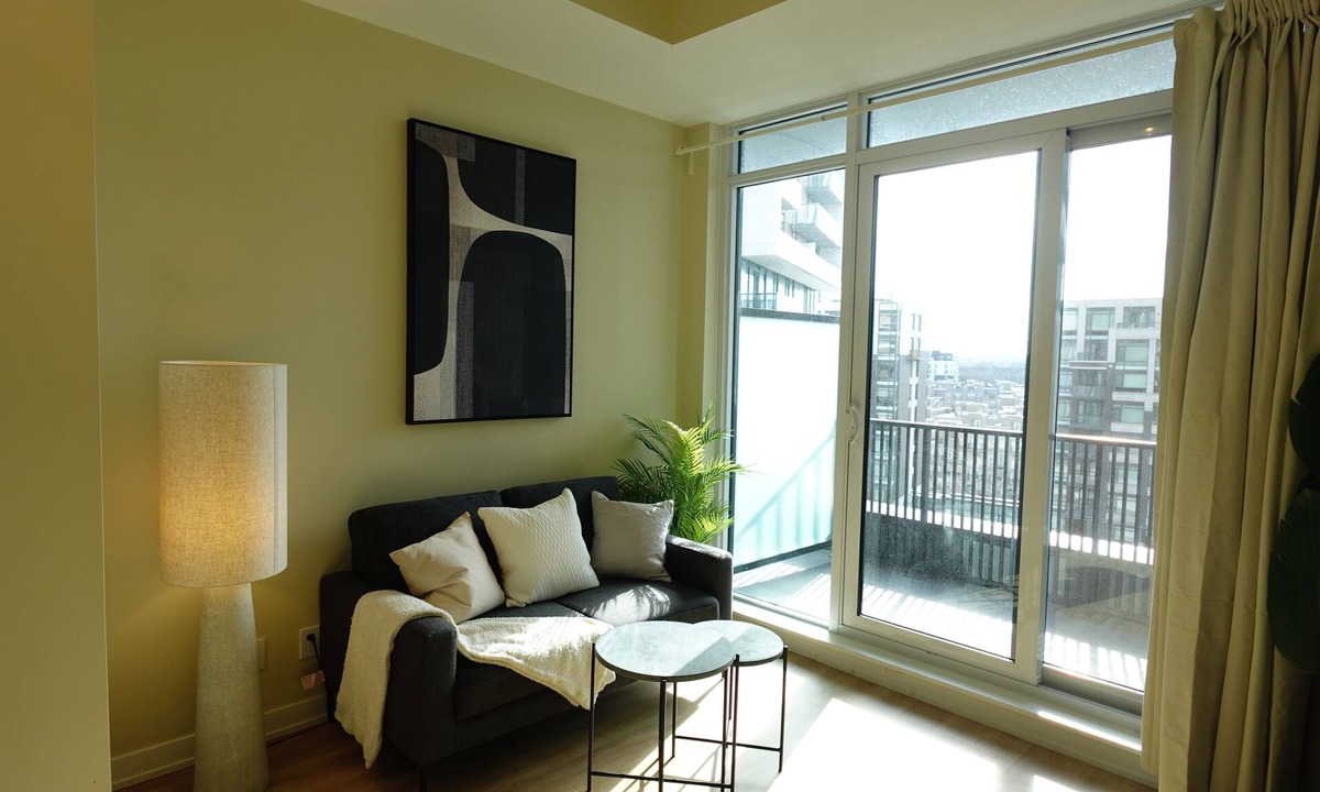 Markham Condo | Luxury 2 Bedroom 2 bathroom condo @ Downtown Markham I Near Downtown Toronto