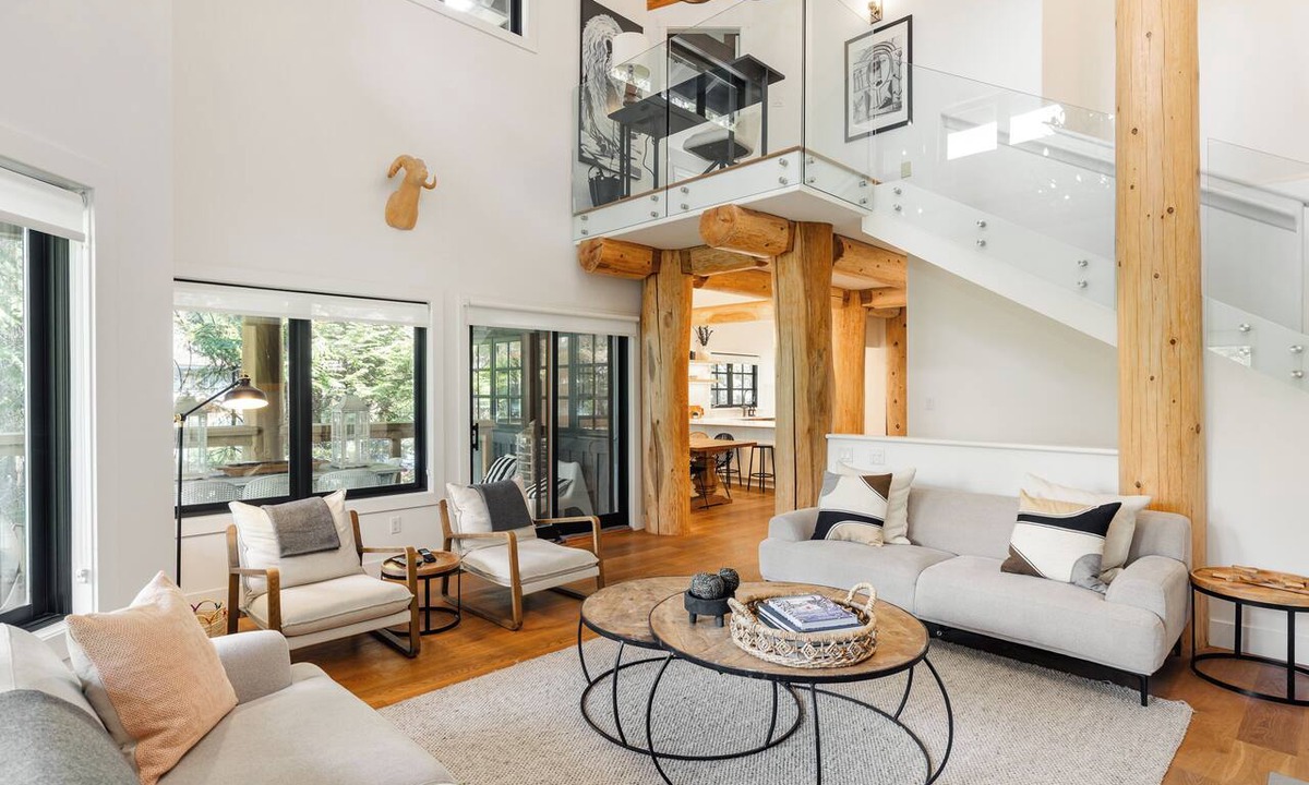 Nordic Estates House | Luxury 4BR Retreat | Ski-In/Ski-Out Access | Pool & Hot Tub | Managed by Aloha Whistler
