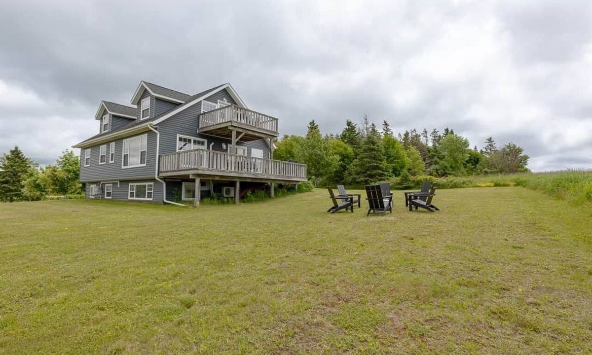 Saint Peters Bay House | Luxury Bay View Escape 4BR Near Beaches & Golf