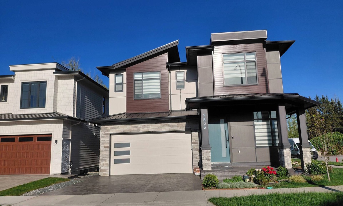 Willoughby House | Luxury Family-Friendly 4BR Home Near Langley Events & Sports