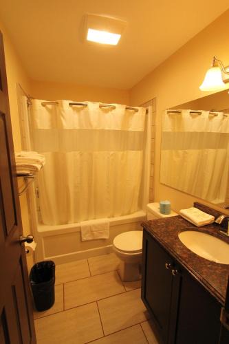 Napanee Hotel | Masterson's Motel