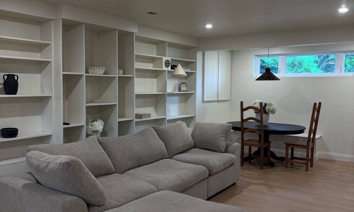 Val Caron House | Modern 2 Bedroom Retreat | Cozy Luxury Stay