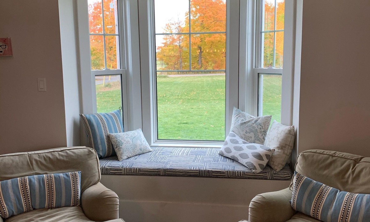 Ivanhoe House | Modern Farmhouse - gateway to the great outdoors
