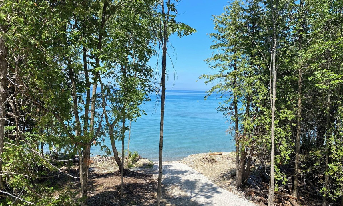 Big Bay Cottage | Modern Lake House directly on the shores of Georgian Bay!