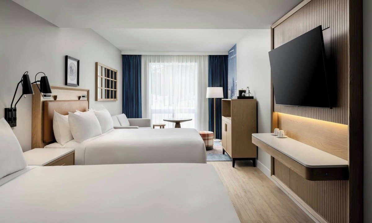 Sainte-Adele Hotel | Mont Gabriel, Sainte-Adele, a Tribute Portfolio Resort