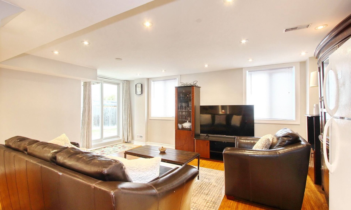 Mount Pleasant Apartment | Mount Pleasant Place