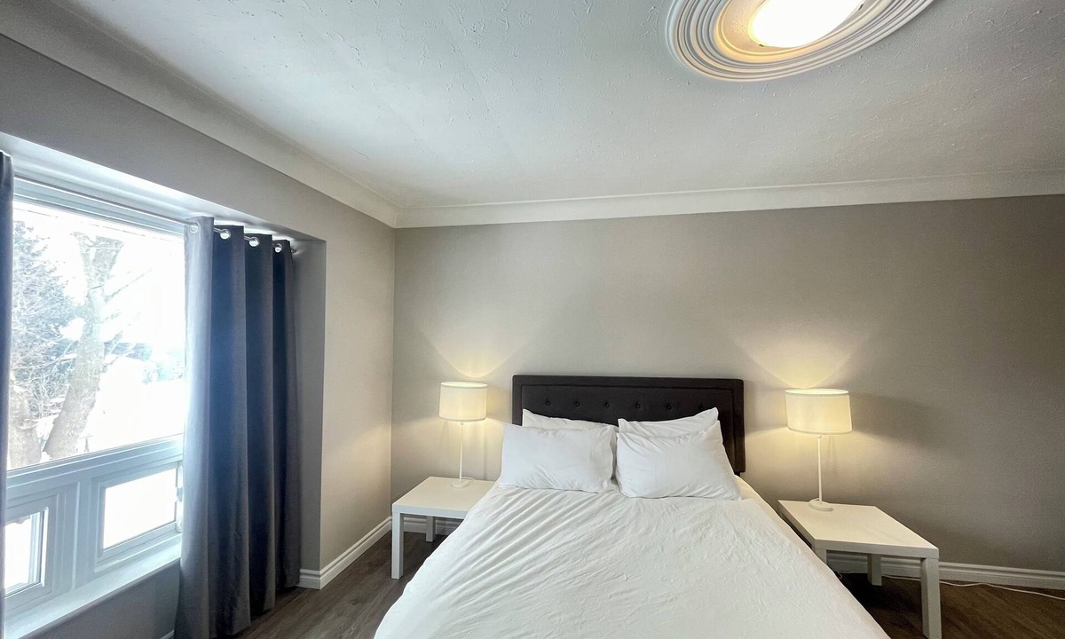 Glenridge House | Mountain View Suite - Sleeps 6