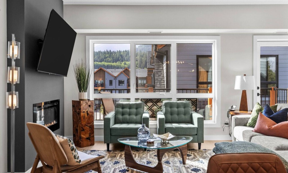 Copperstone Resort Apartment | Mountain Views | Pool & Hot Tub | Chic Interior