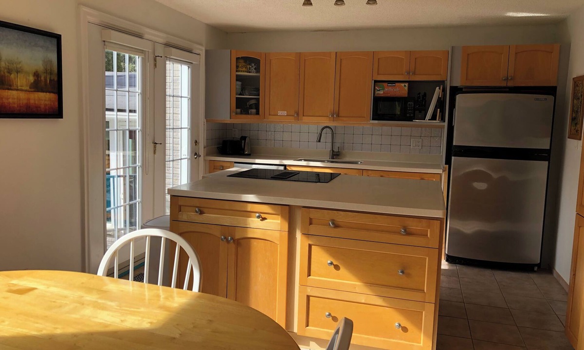 Whitchurch-Stouffville House | Natural relax experience in heart of the forest with swimming pool & open space