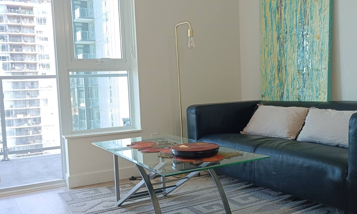 Coquitlam Condo | New Modern Condo | SkyTrain & Top Amenities