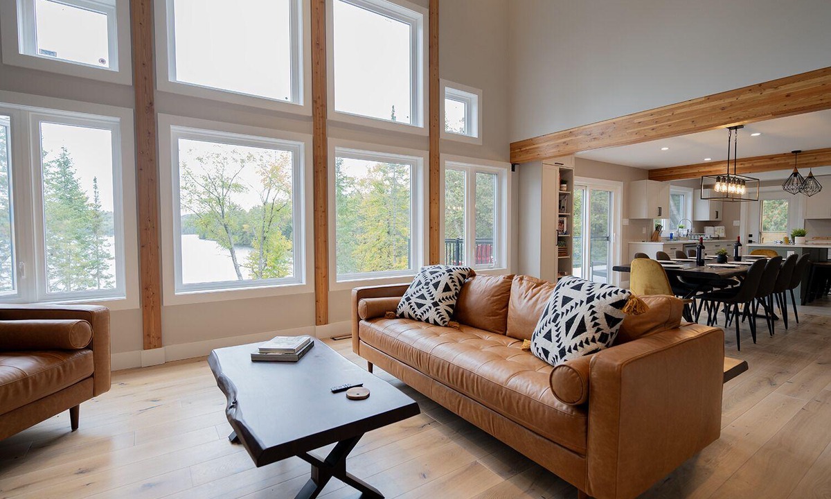 Foresters Falls Cottage | New Off-Grid Waterfront Retreat! Quiet bay on the river, great for families.