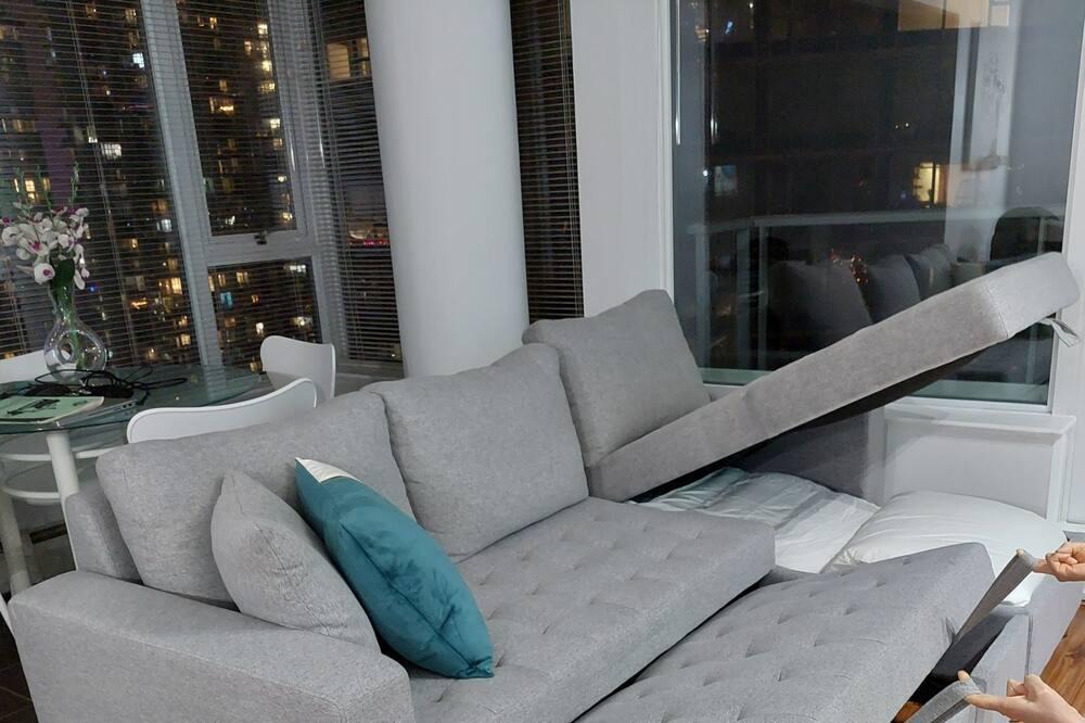 Crosstown Condo | New!! Promotion!!3br/2ba Ocean/Mountain/Street View Downtown Vancouver with Pool