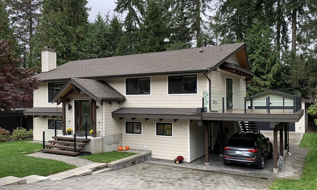 Blueridge Bed & Breakfast | Newly Renovated Cozy 1 Bedroom Suite with Hot Tub!