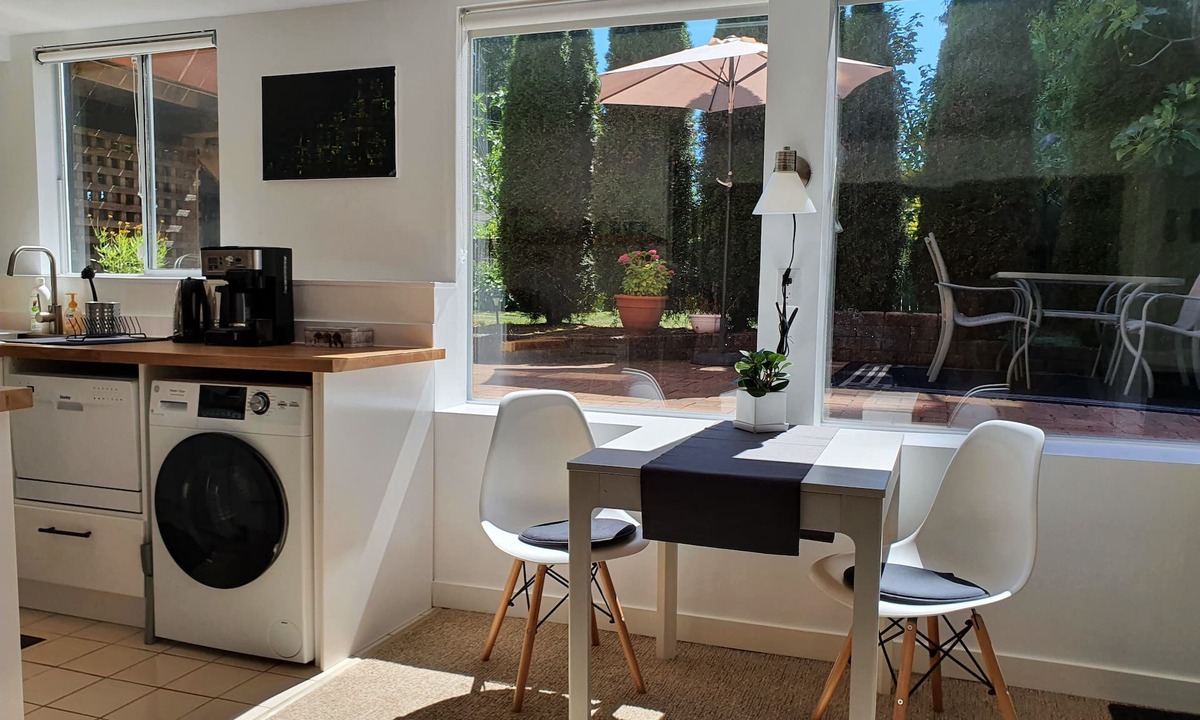 Lynn Valley Apartment | Newly Renovated Suite Close to the Outdoors