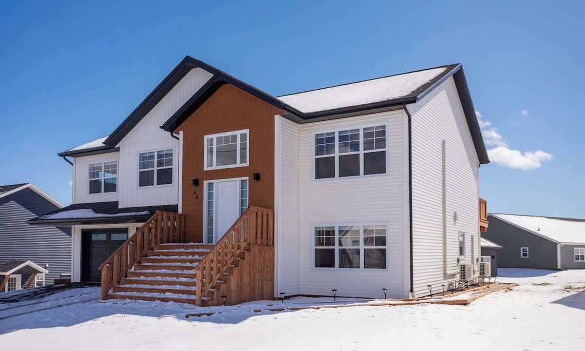 Charlottetown House | Newly renovated - few minutes from Charlottetown