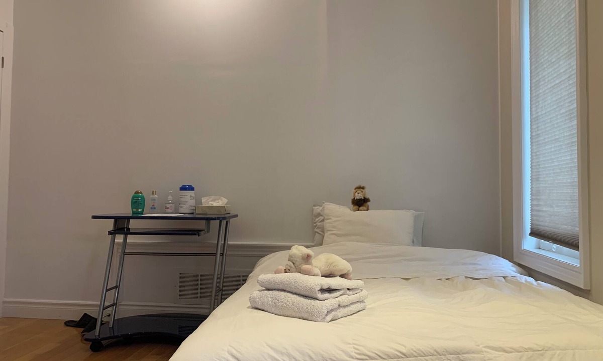 Aurora House | Nice clean Cozy separate apartment