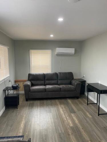 Valley Road House | Oakhill Oasis guest house