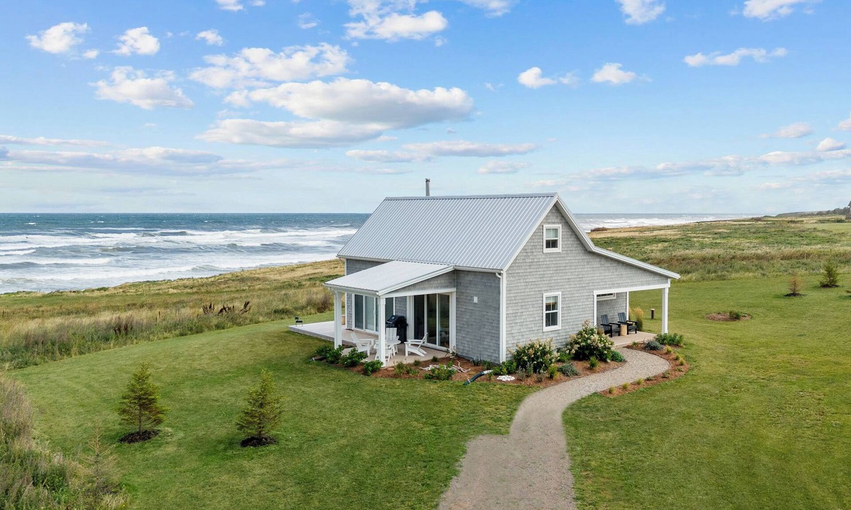 French River Cottage | Ocean Front Beach House With Access To Private Beach (License#2203401)