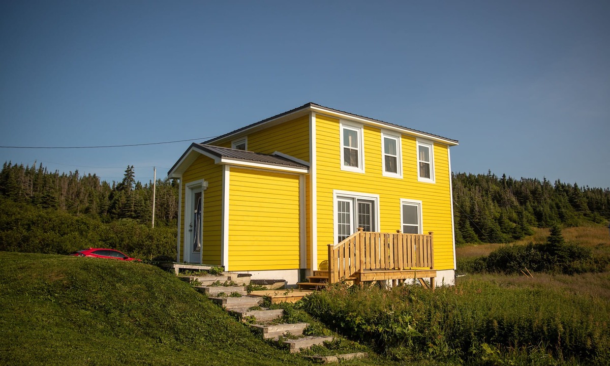 Saint Lunaire-Griquet Cottage | Oceanfront located near L'Anse aux Meadows Viking Site Newfoundland-Wavey’s
