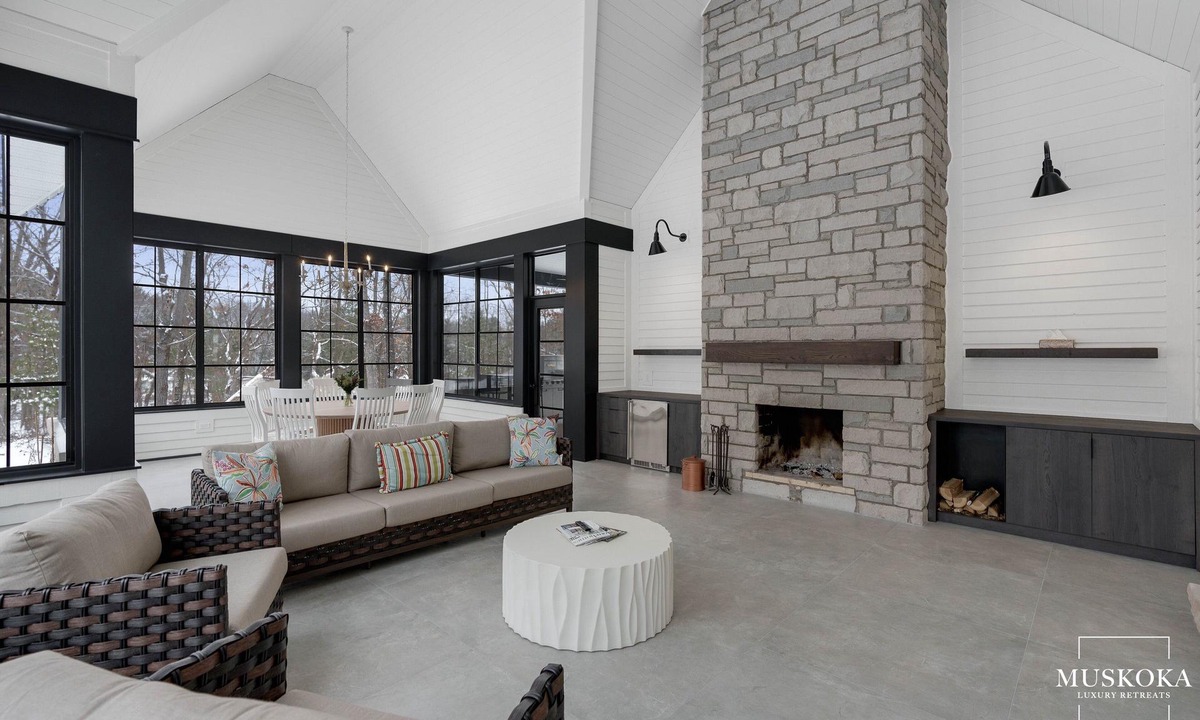 Severn House | On the pristine shores of Gloucester Pool in the heart of Muskoka.