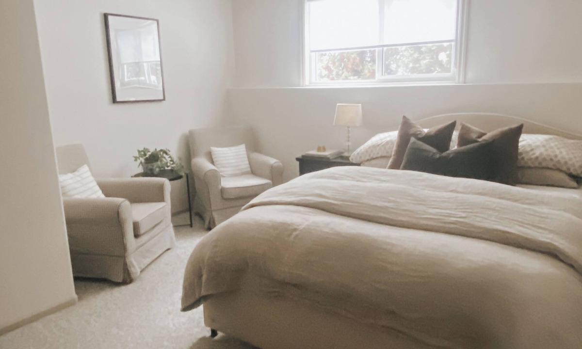 Salmon Arm Apartment | Our Kin Guest Suite in heart of Salmon Arm.