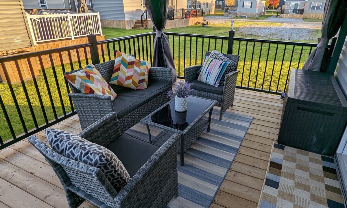 Virgil Cottage | Paradise in Niagara-on-the-lakes at Vine Ridge Resorts.