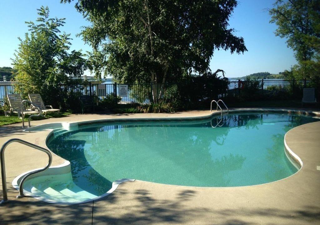 Otonabee-South Monaghan Cottage | Pet-Friendly Lakeside Cottages With Private Outdoor Decks for a Homely Stay