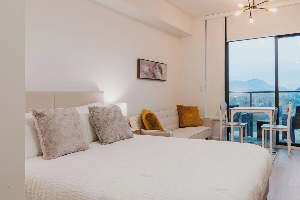 Downtown Kelowna Condo | Pet-Friendly Studio in Kelowna